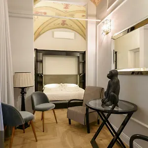 Vivaldi Luxury Guest house Florence